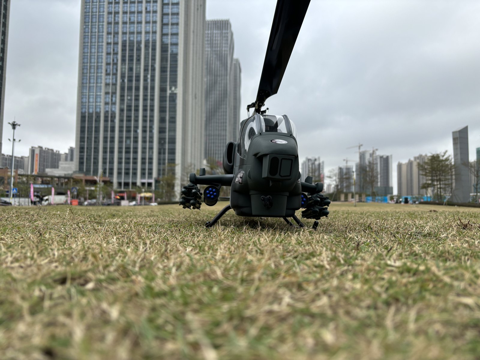 FLISHRC FL500 V2 AH-1 Cobra Camouflage 500 size scale RC helicopter scale detail