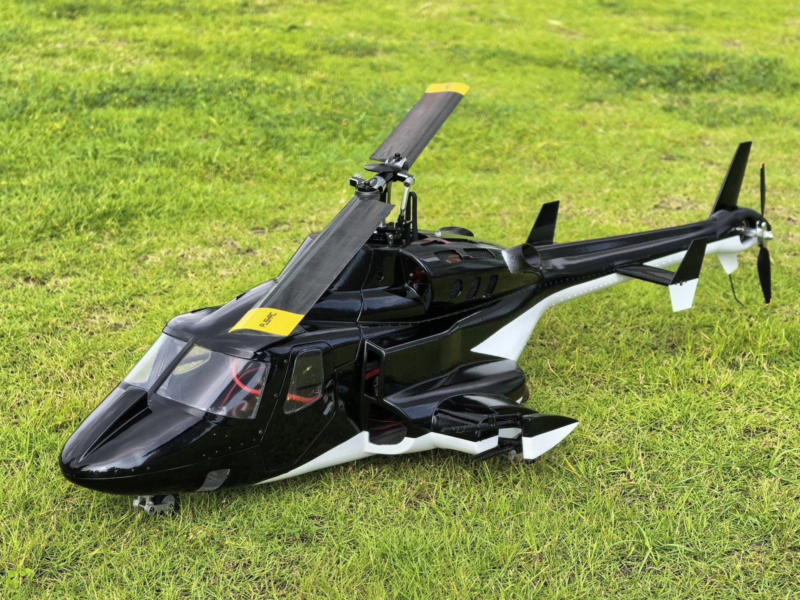 FLISHRC FL500 V2 Airwolf V2 Pro 500 size scale RC helicopter scale detail